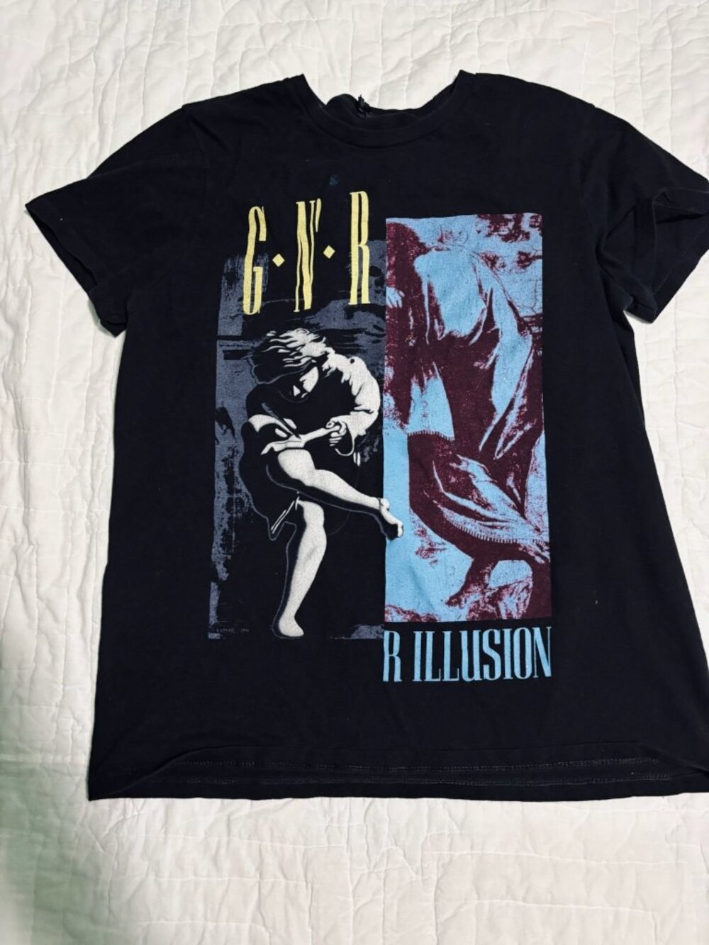 Guns N Roses Use Your Illusion Graphic Black T-Shirt Short Sleeves Size M